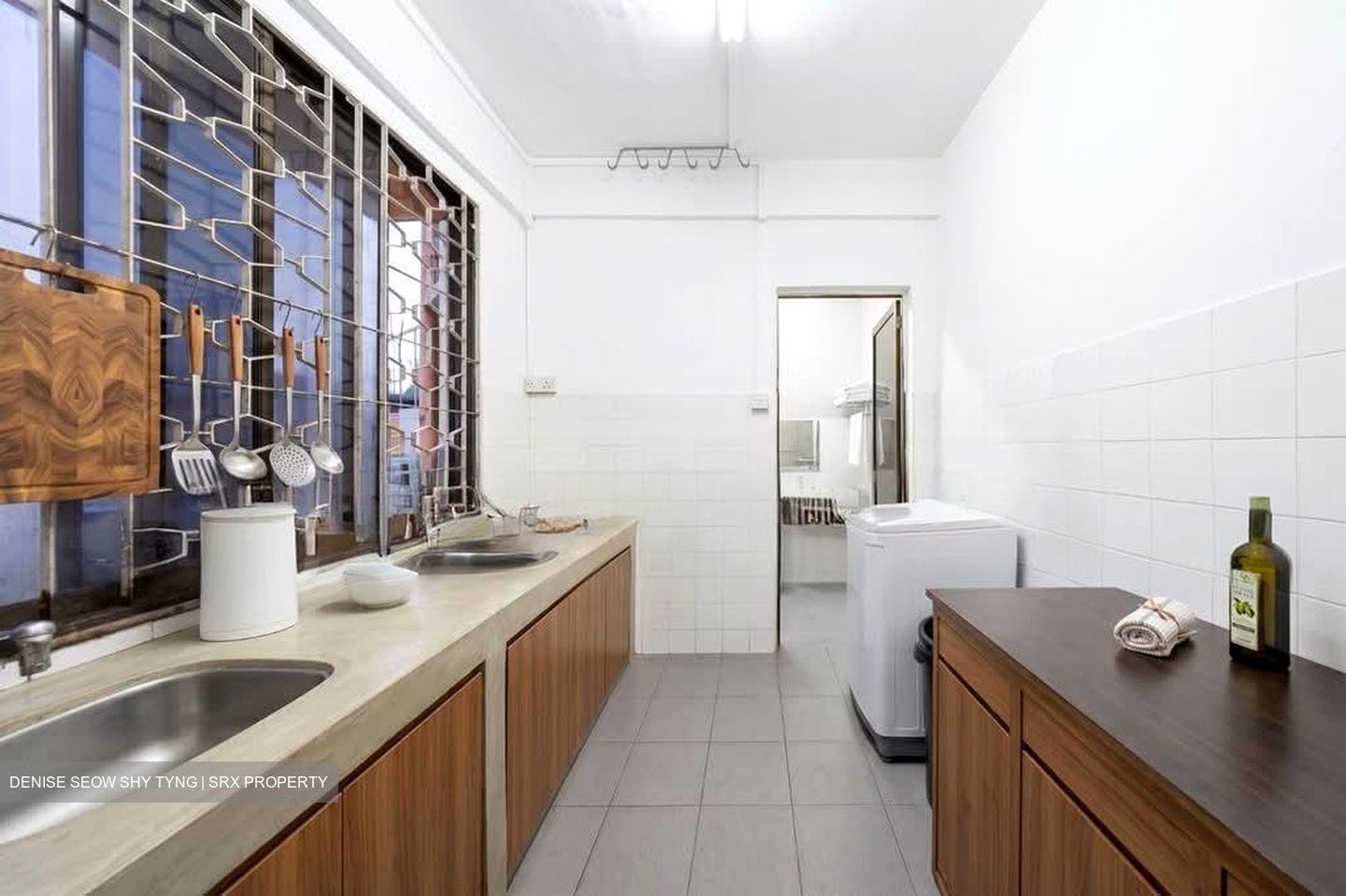 Upper Serangoon Road (D19), Apartment #558897451